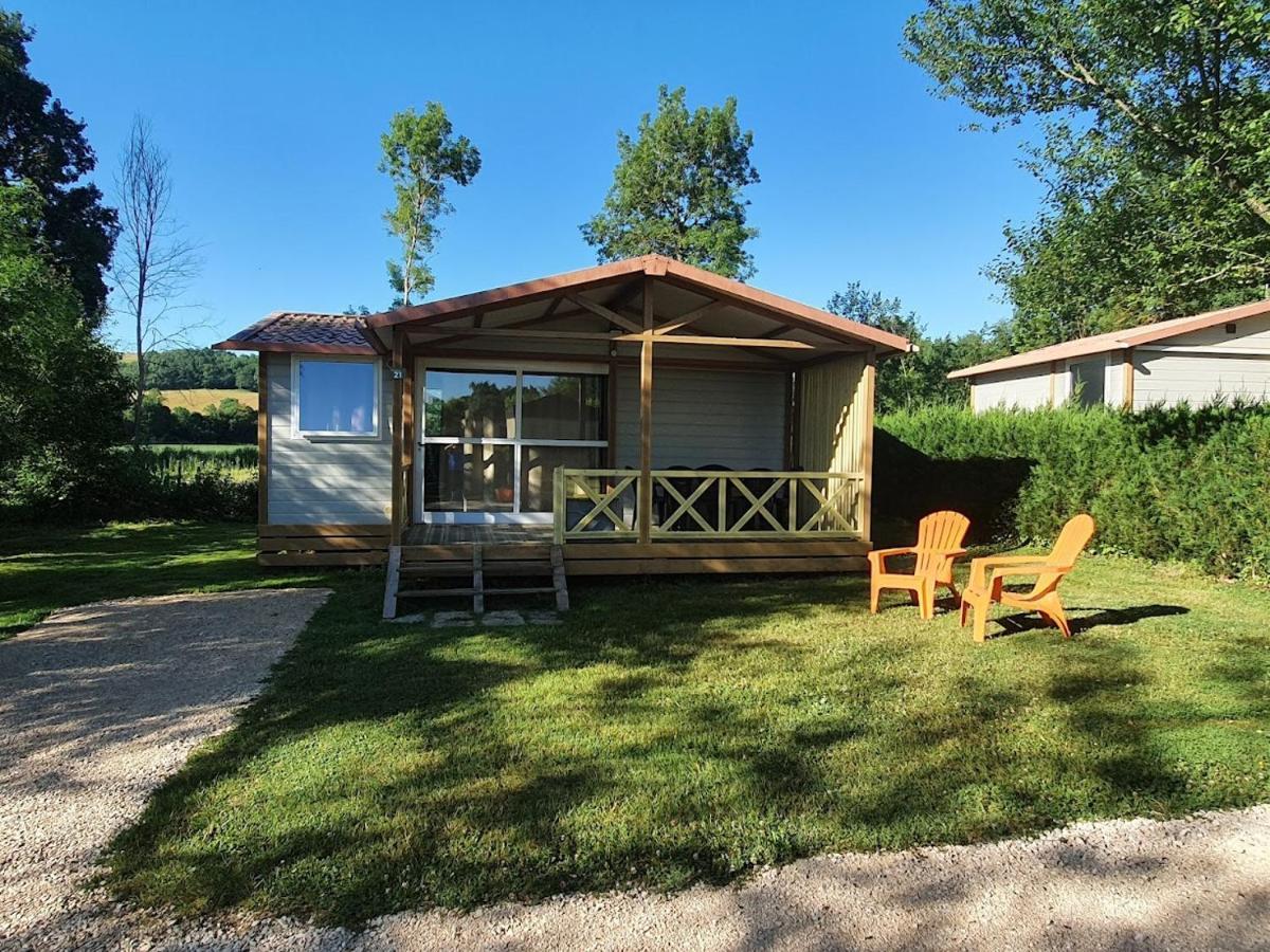 Camping Familial Paisible Avec Piscine, Mobil Home , Chalet, Studio & Emplacement Nue Casties-Labrande 외부 사진